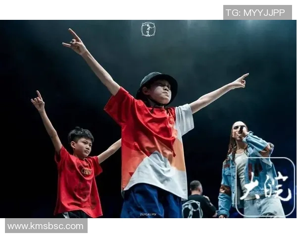 北京街舞队的转型与创新之路探索街舞文化的新篇章