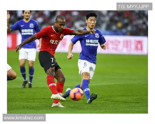 成都足球队杯赛中的团队协作表现分析与评价探讨