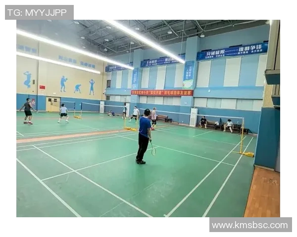 深圳羽毛球队的灵活性探索与发展之路：从训练到比赛的全方位分析